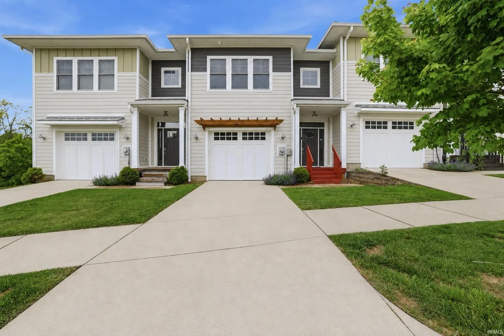 4313 N Cypress Lane, Bloomington