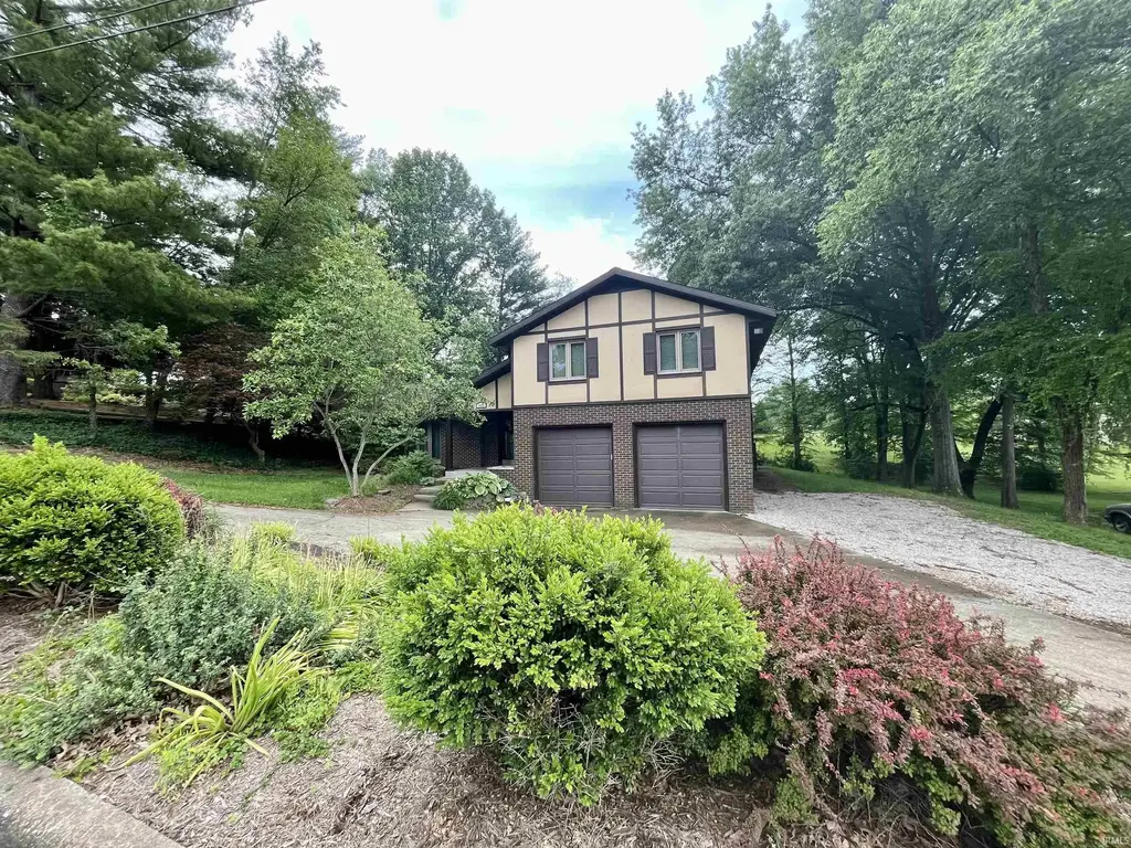 1153 W 13th Street, Jasper