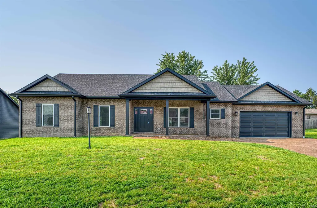 310 Sunset Drive, Mount Vernon