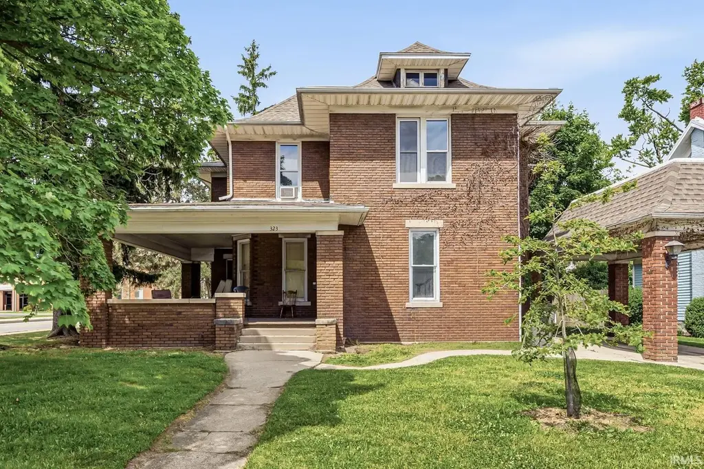 323 S 6th Street, Goshen