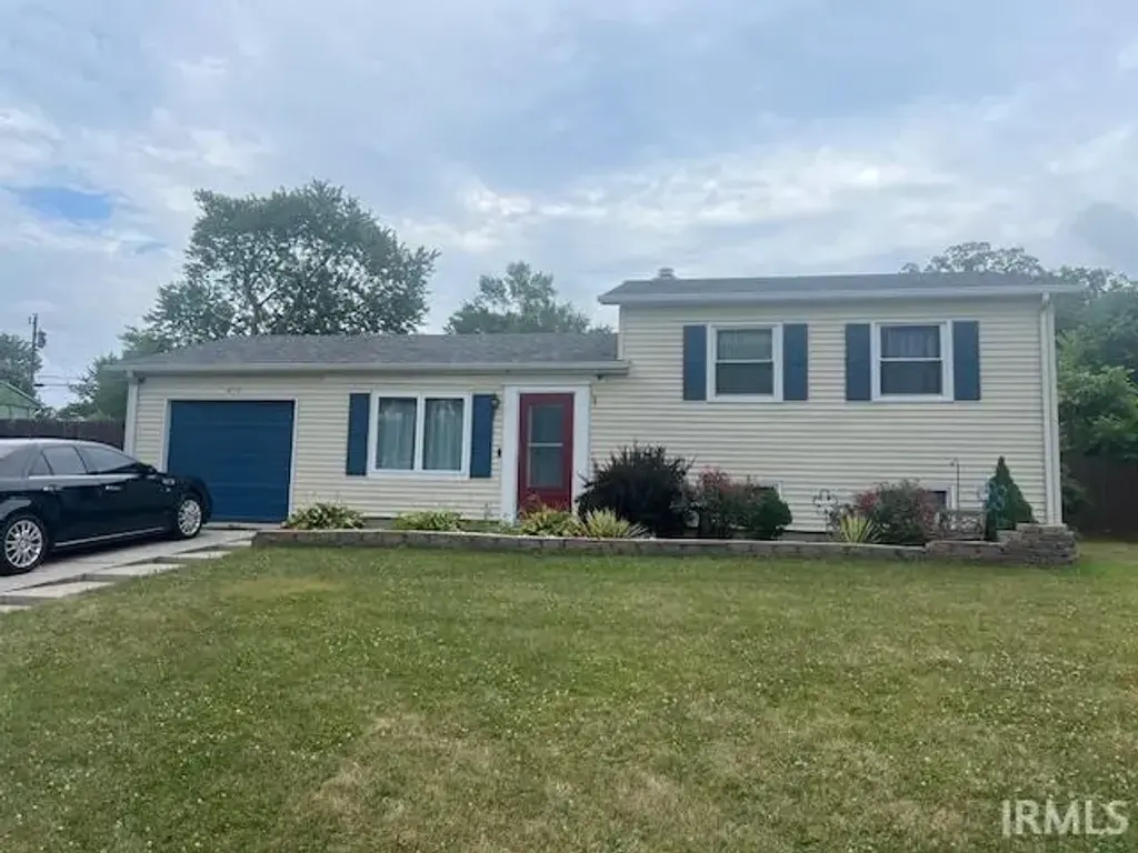 1809 Edenton Drive, Fort Wayne