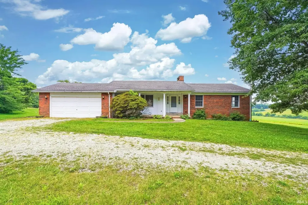 7636 E County Rd 1100 N Road, Lamar