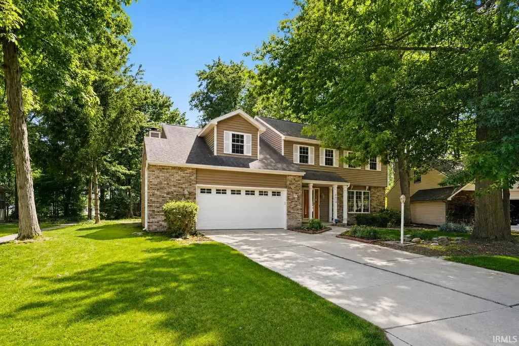 6510 Oak Forest Trail, Fort Wayne