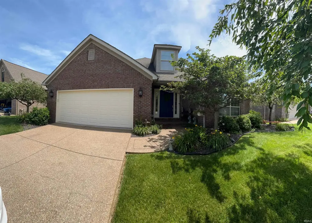 2840 Laura Lynn Lane, Newburgh