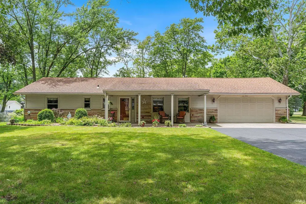 6175 S Division Street, North Judson