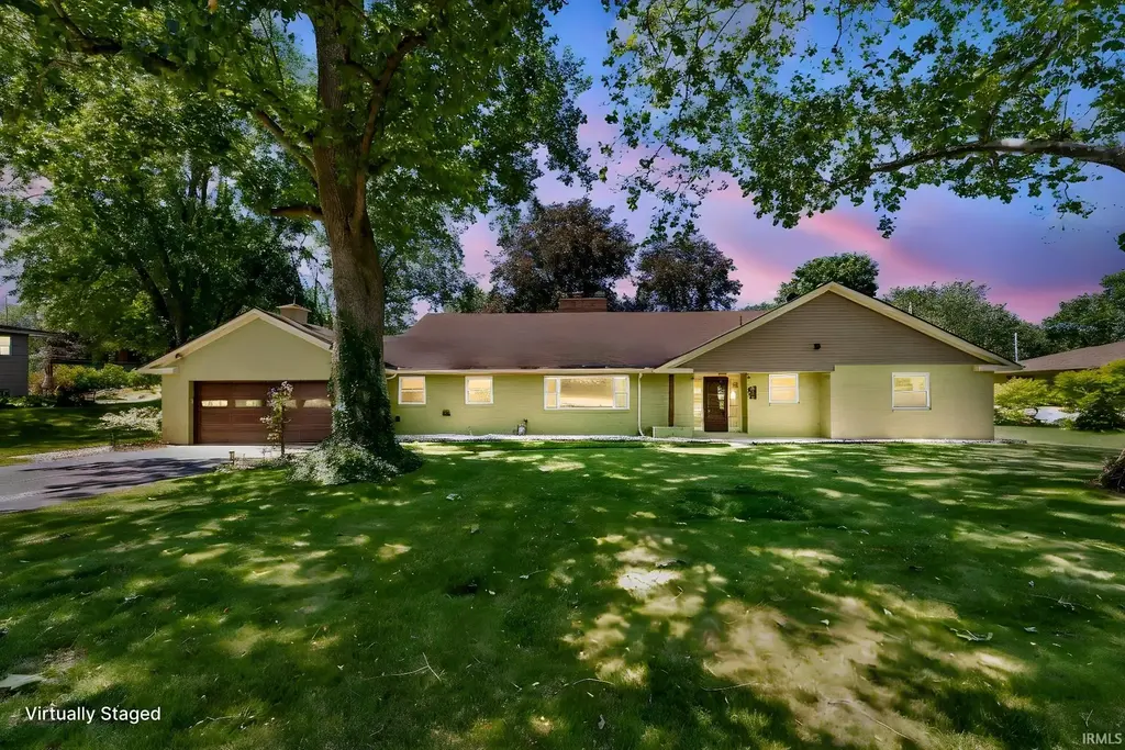 305 Sunset Drive, North Manchester