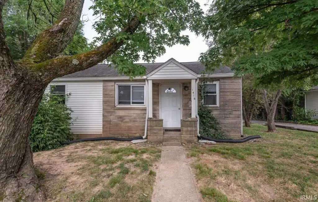 1416 S Madison Street, Bloomington