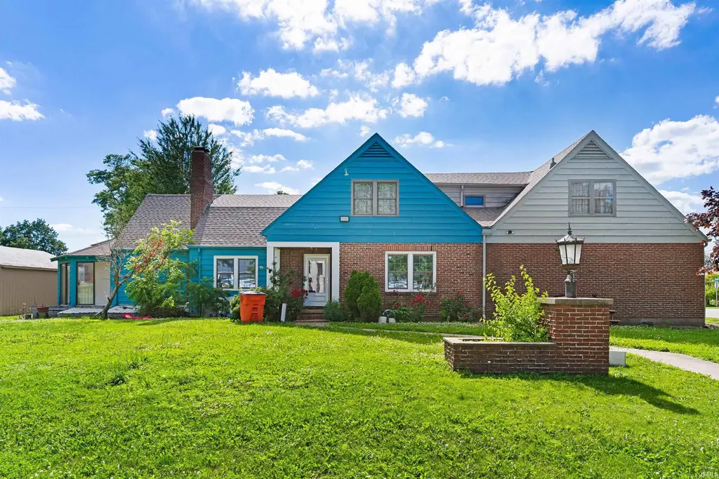 614 N Arch Street, Monon