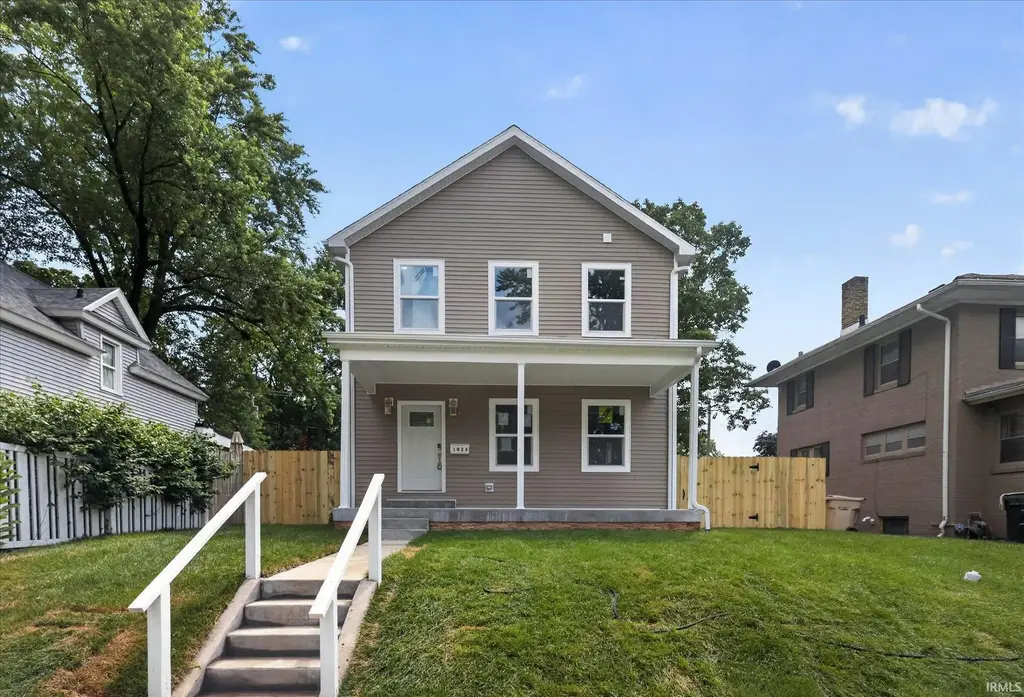 1026 Clover Street, South Bend