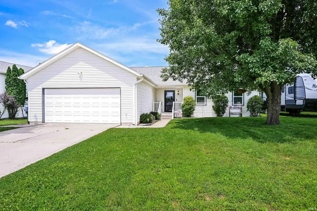 1267 E Marigold Drive, Bloomington