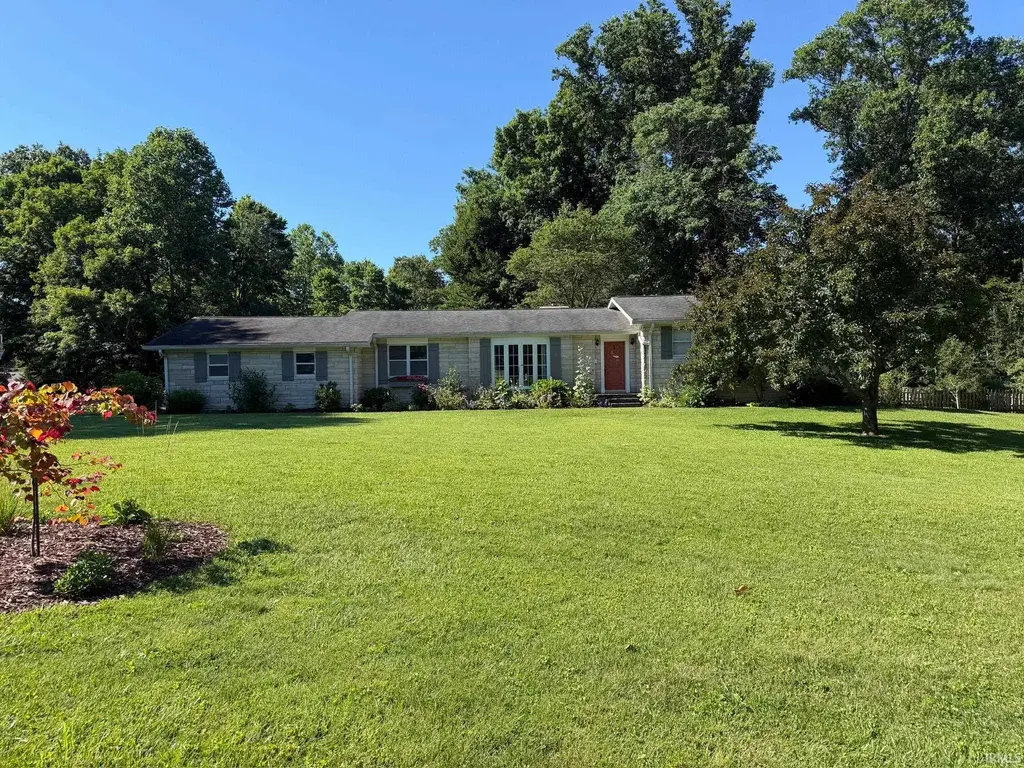 88 Northern Hills Drive, Bedford