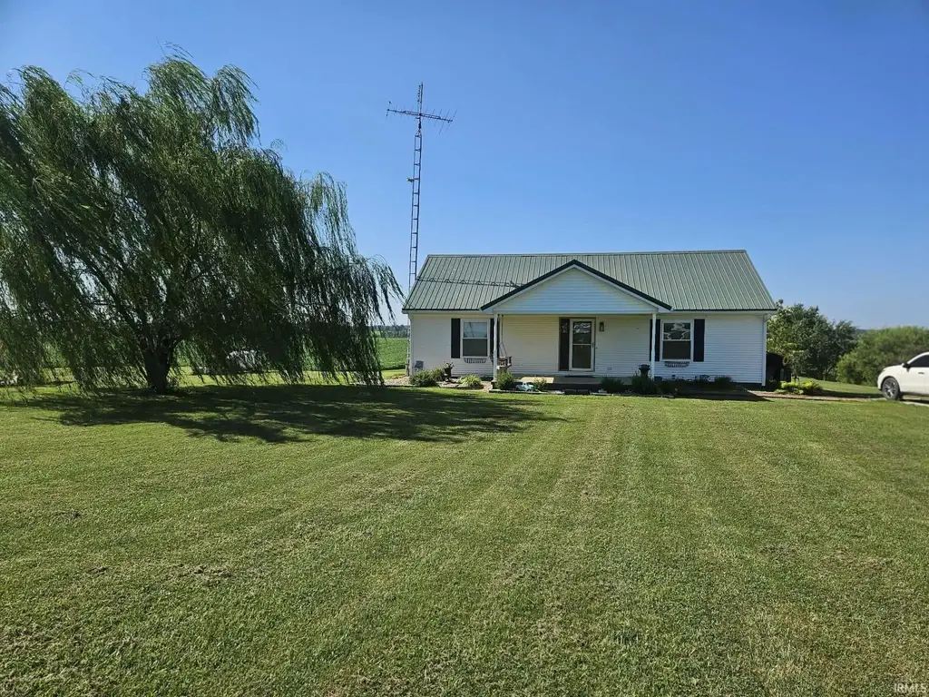 13612 E 800 S Road, Loogootee