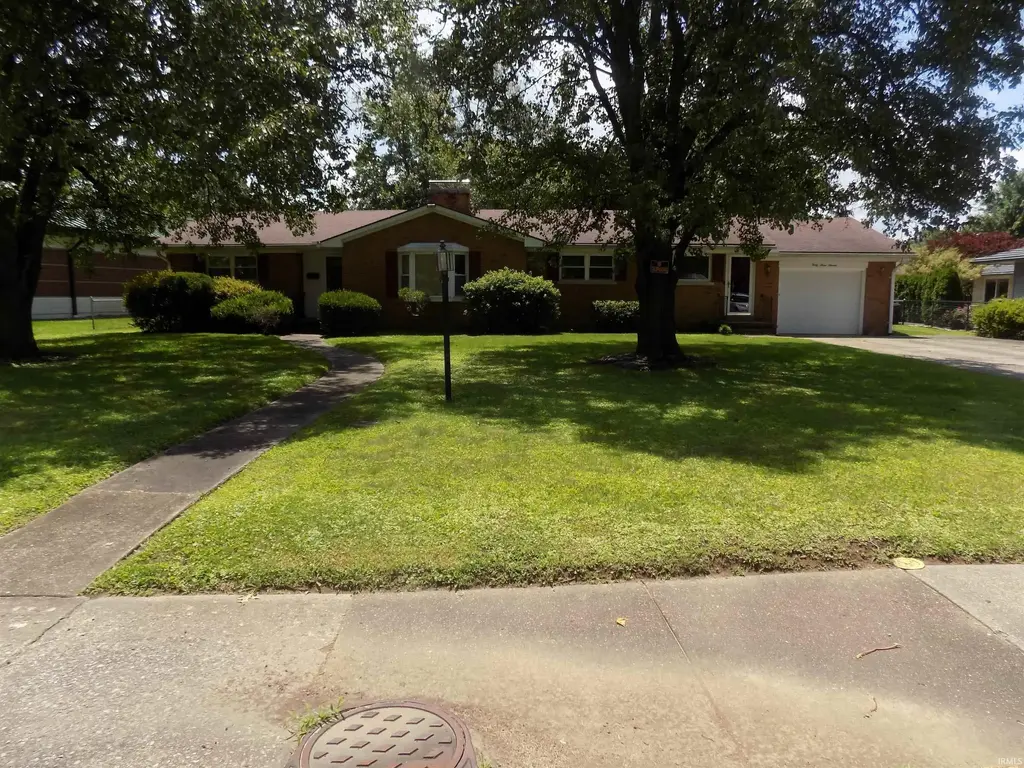 4311 Bellemeade Avenue, Evansville