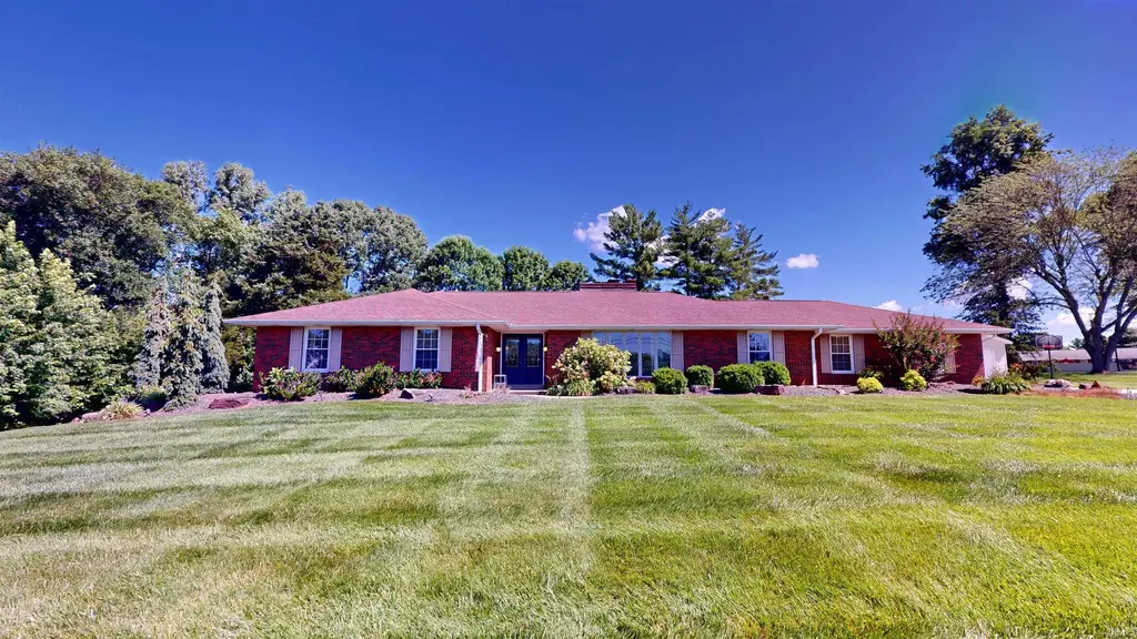 1852 W Division Road, Jasper