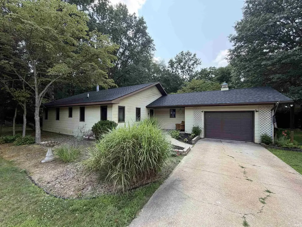 51565 Maplewood Drive, Elkhart