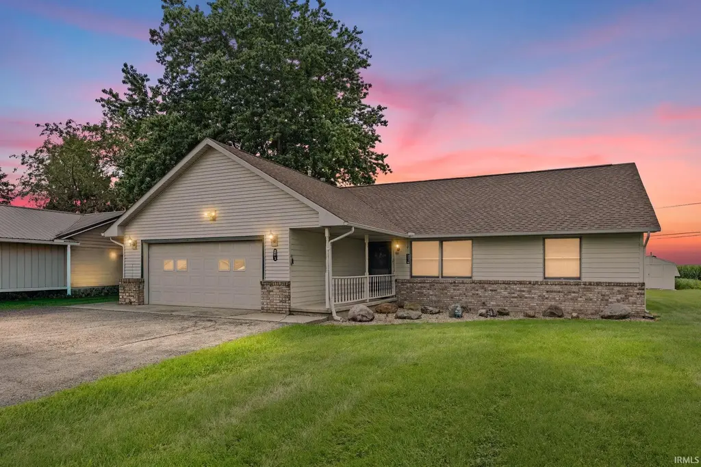 213 S Park Drive, Monticello