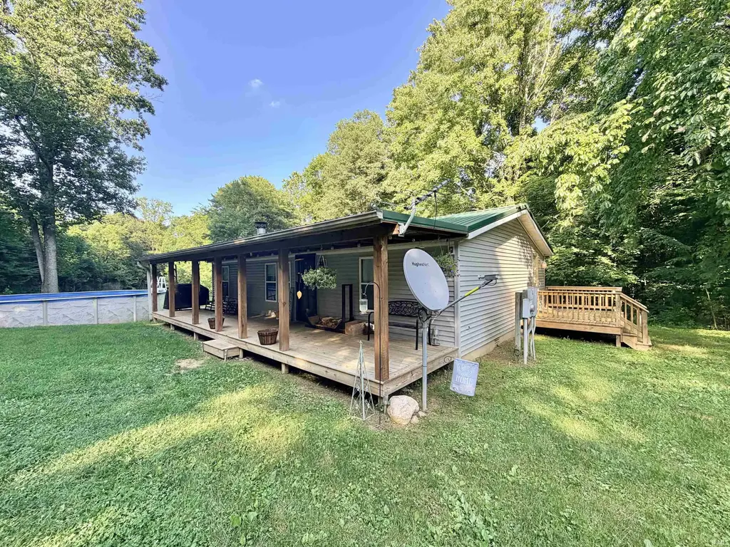 3356 Mangus Road, Poland