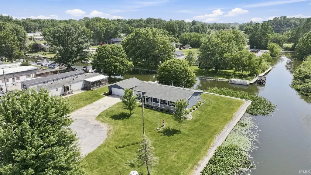 86 Ems B6b Lane, Leesburg