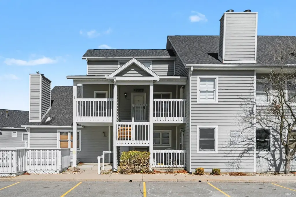1433 N Oakhill Drive, South Bend