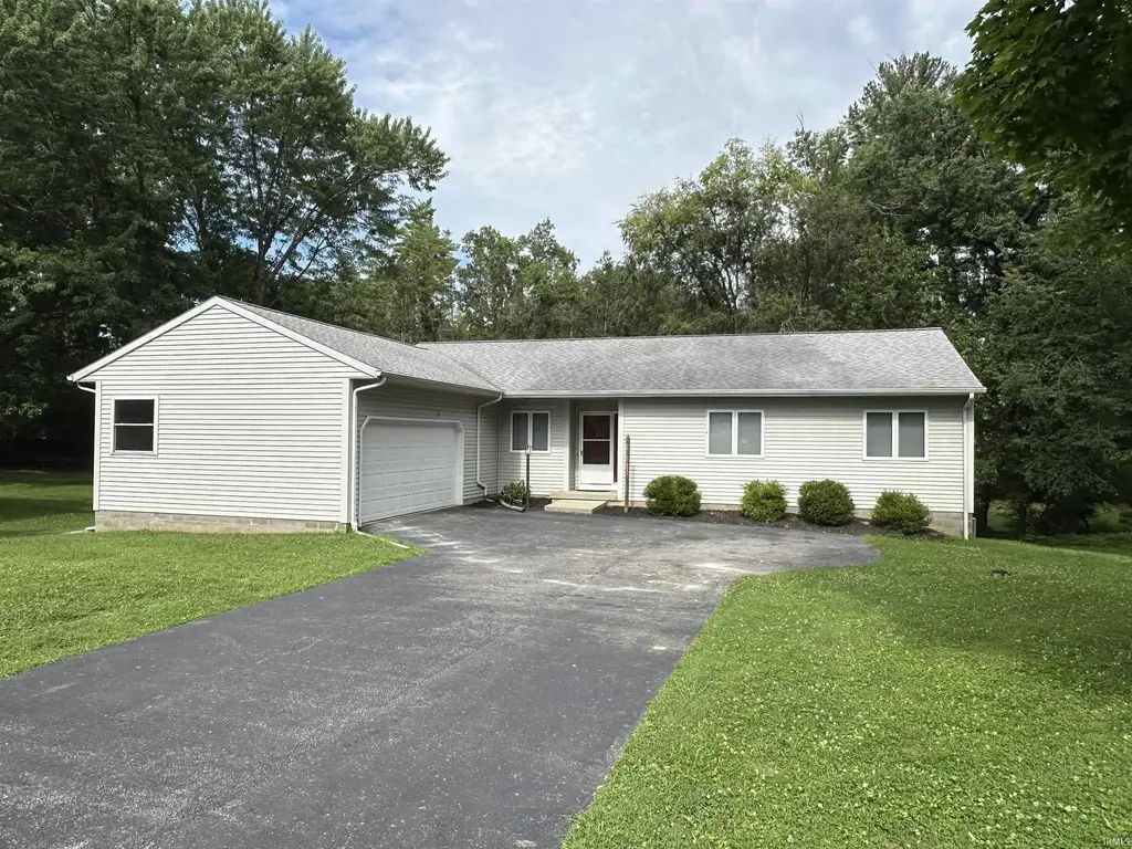 1830 E Thornton Drive, Bloomington