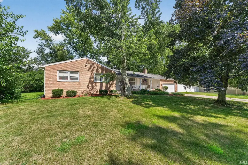 53150 Ridgewood Drive, South Bend