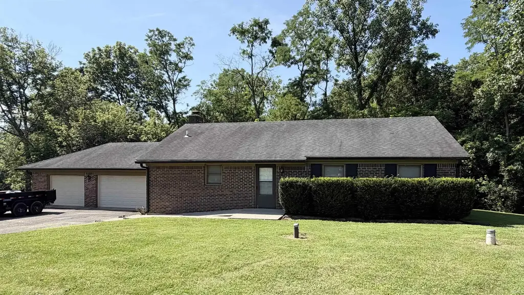 4369 E Main Street, Avon