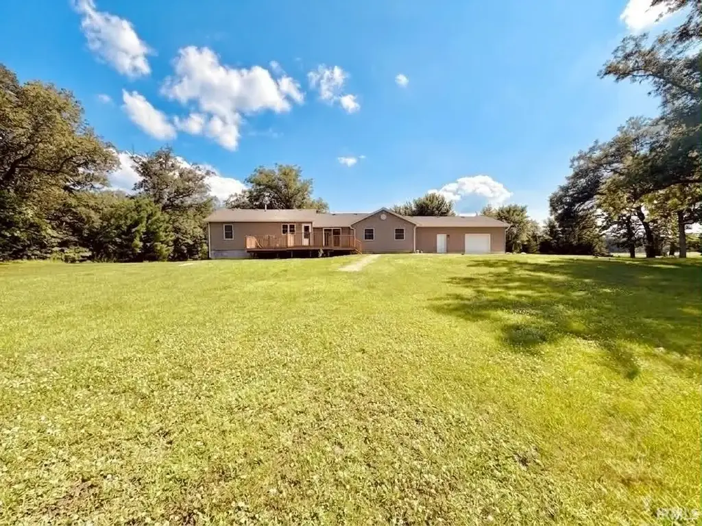 2522 W 1400 N Road, Wheatfield