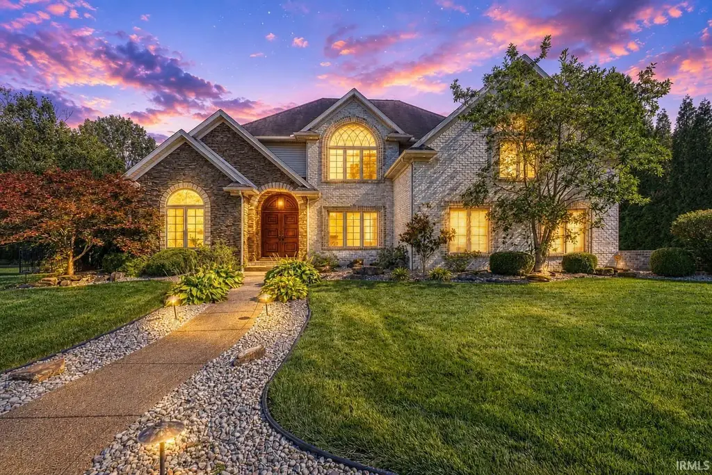 2500 Oak Bend Place, Newburgh