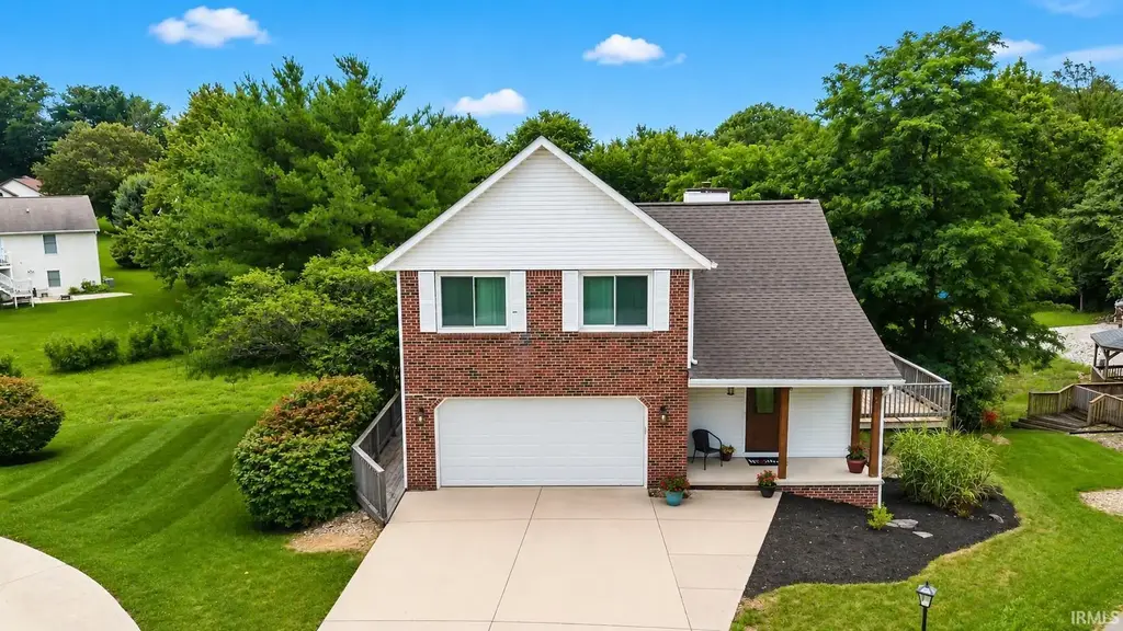 4105 W Portage Trail, Bloomington
