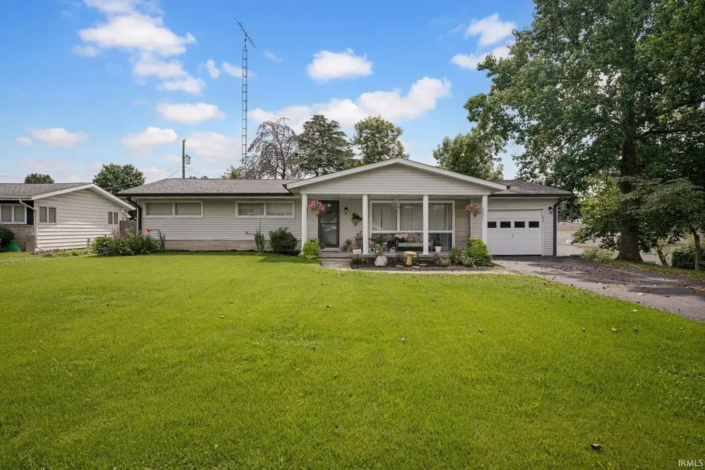 332 Eastwood Drive, Bedford