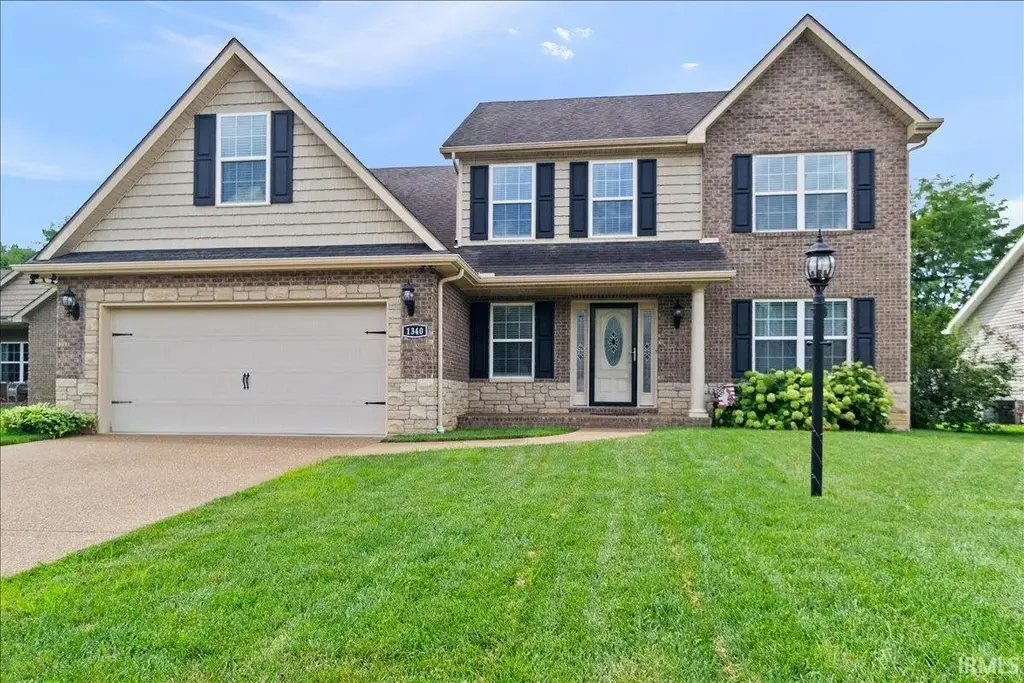 1340 Breezy Creek Drive, Evansville