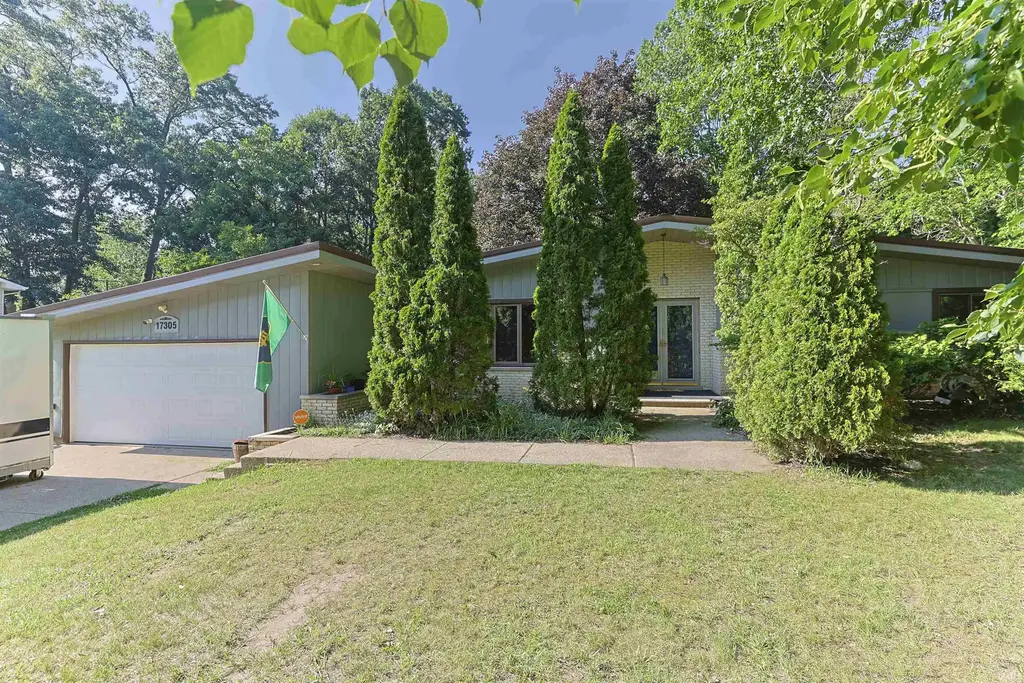 17305 Fergus Drive, South Bend