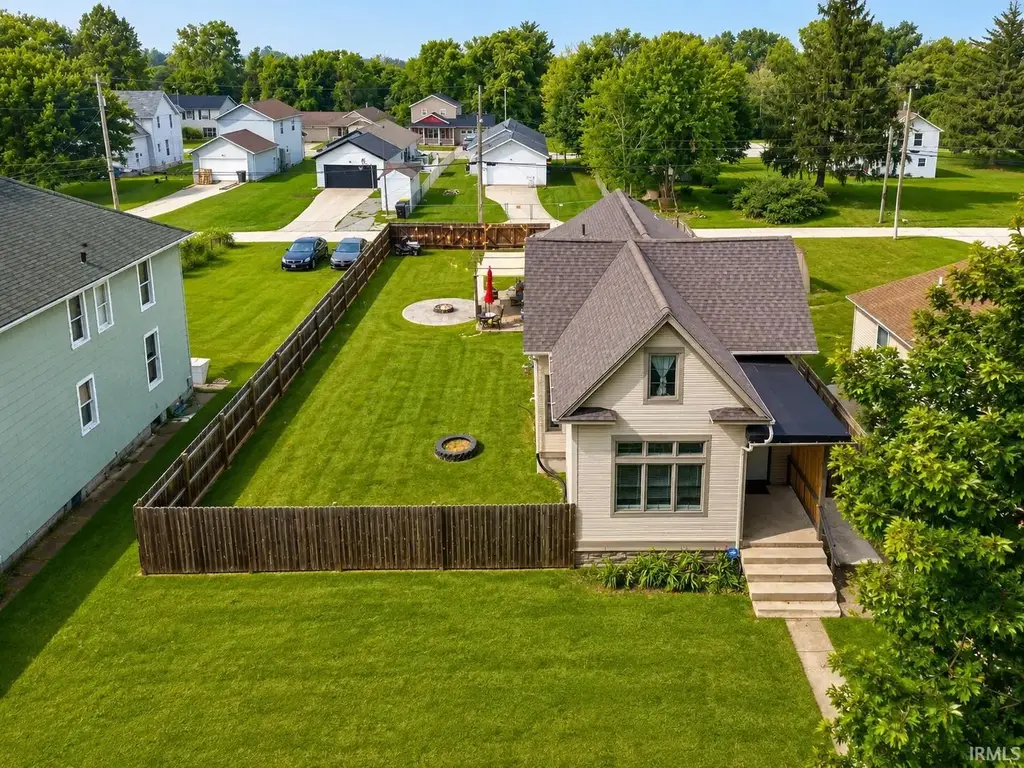 929 E Berry Street, Fort Wayne