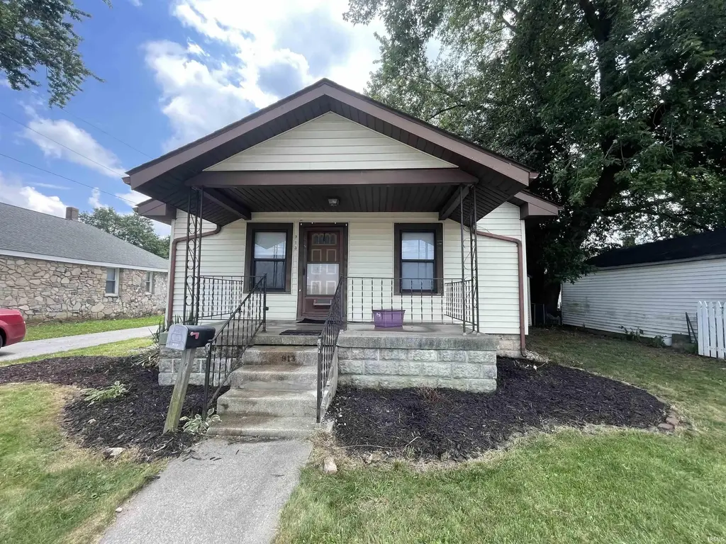 913 W Markland Avenue, Kokomo