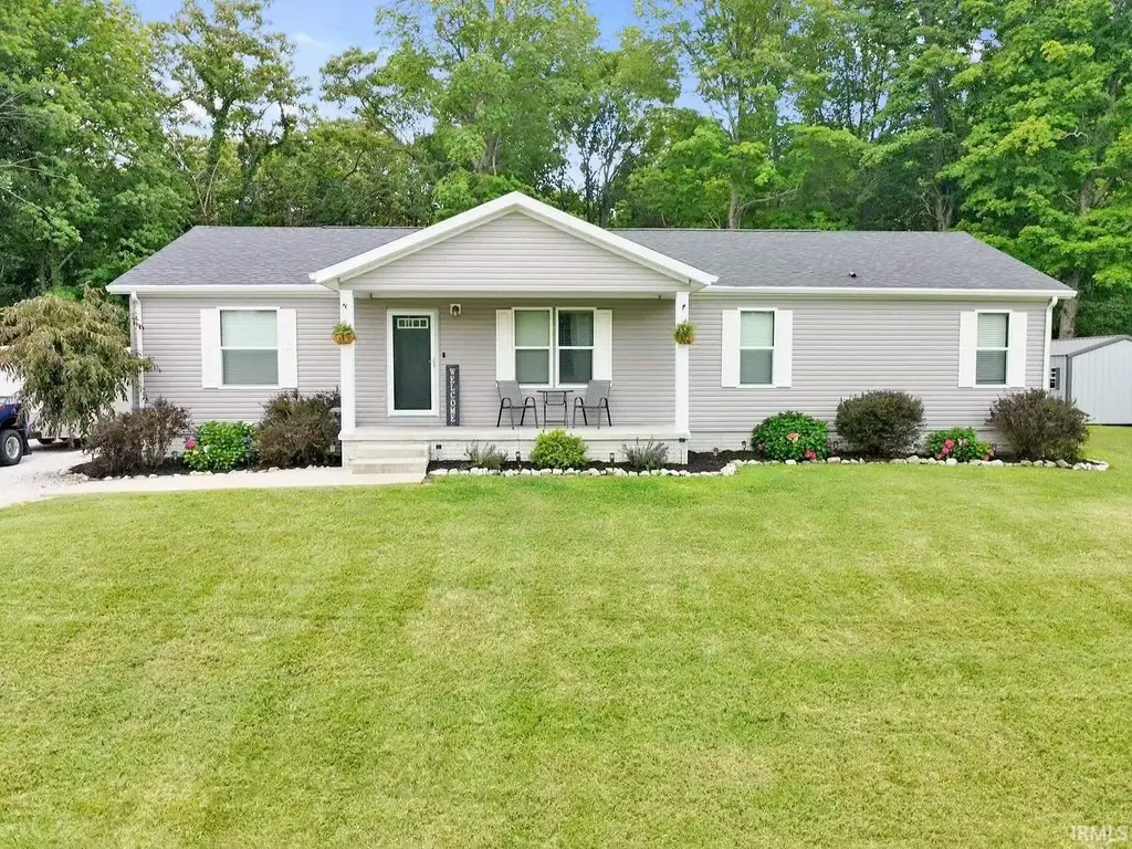 6183 W Stalheim Avenue, Owensville