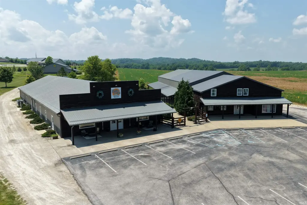 2547 N State Road 37, Paoli