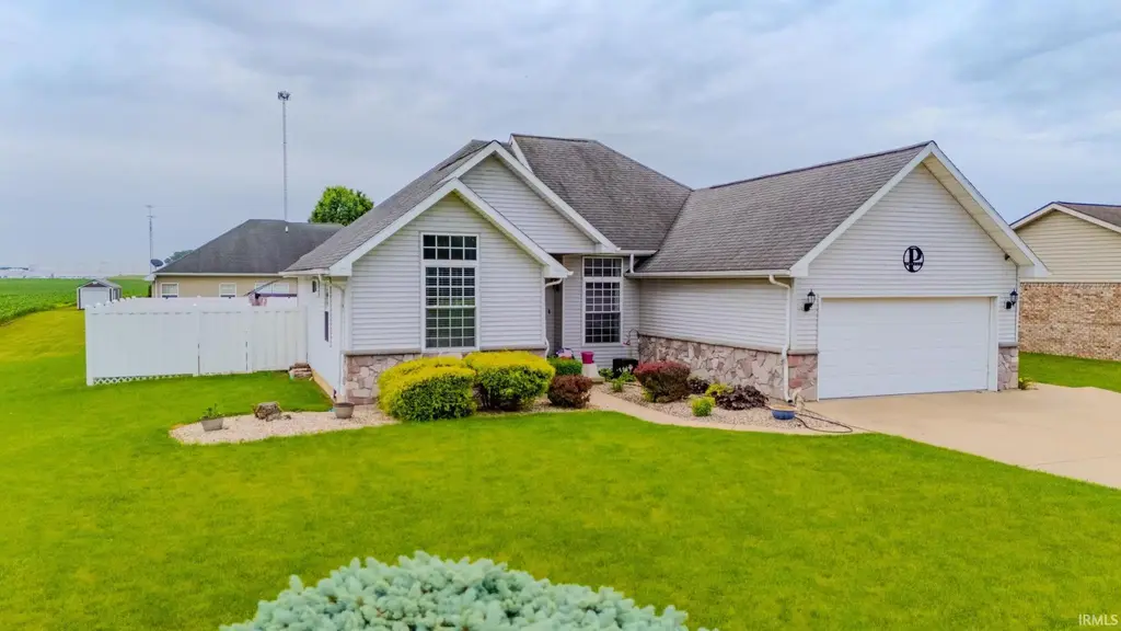 4450 Farmington Road, Gas City