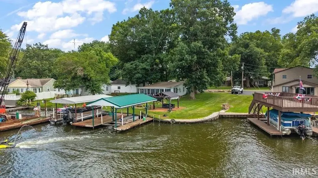 5008 E Shady Point Drive, Monticello
