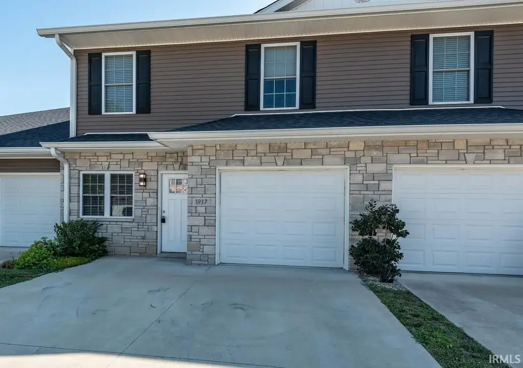 3937 S Cramer Circle, Bloomington
