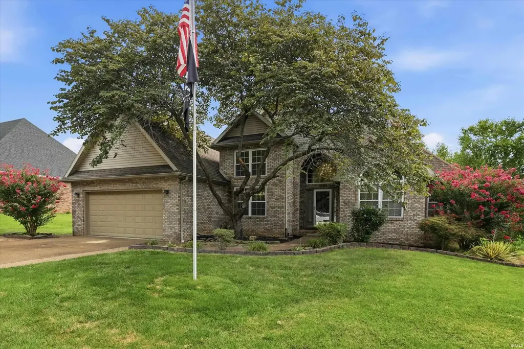 8721 Clear Creek Drive, Evansville