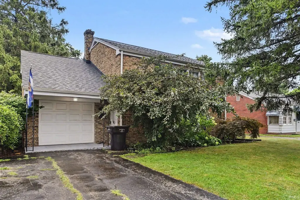 1819 Mckinley Avenue, South Bend