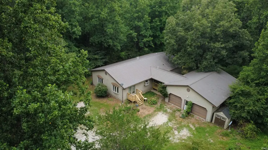 7675 Ault Road, Freedom