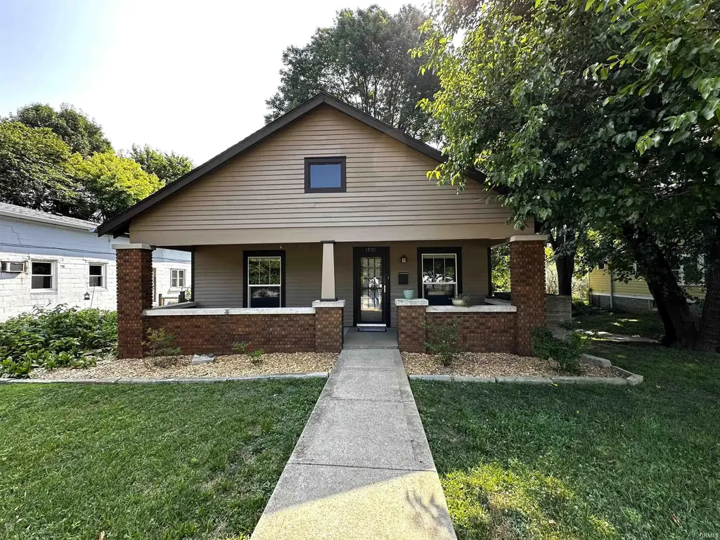 1001 S Rogers Street, Bloomington