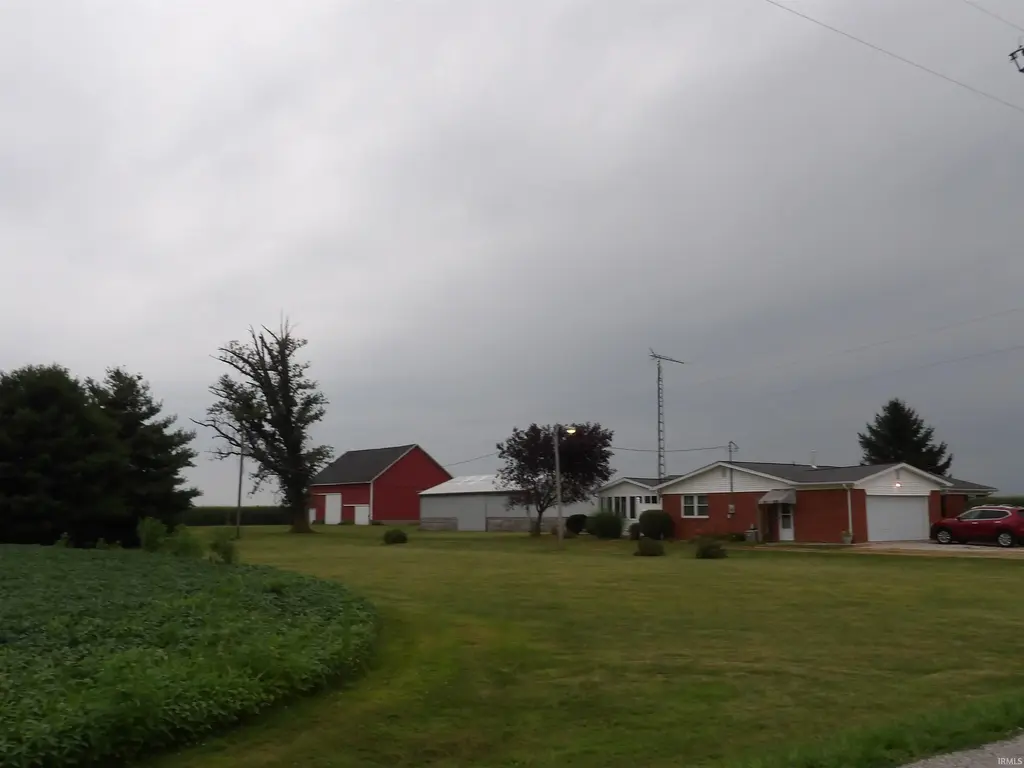 5748 S 700 East, Walton