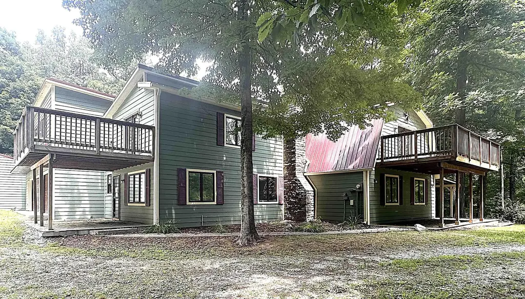 1747 E Tall Oaks Lane, Greencastle