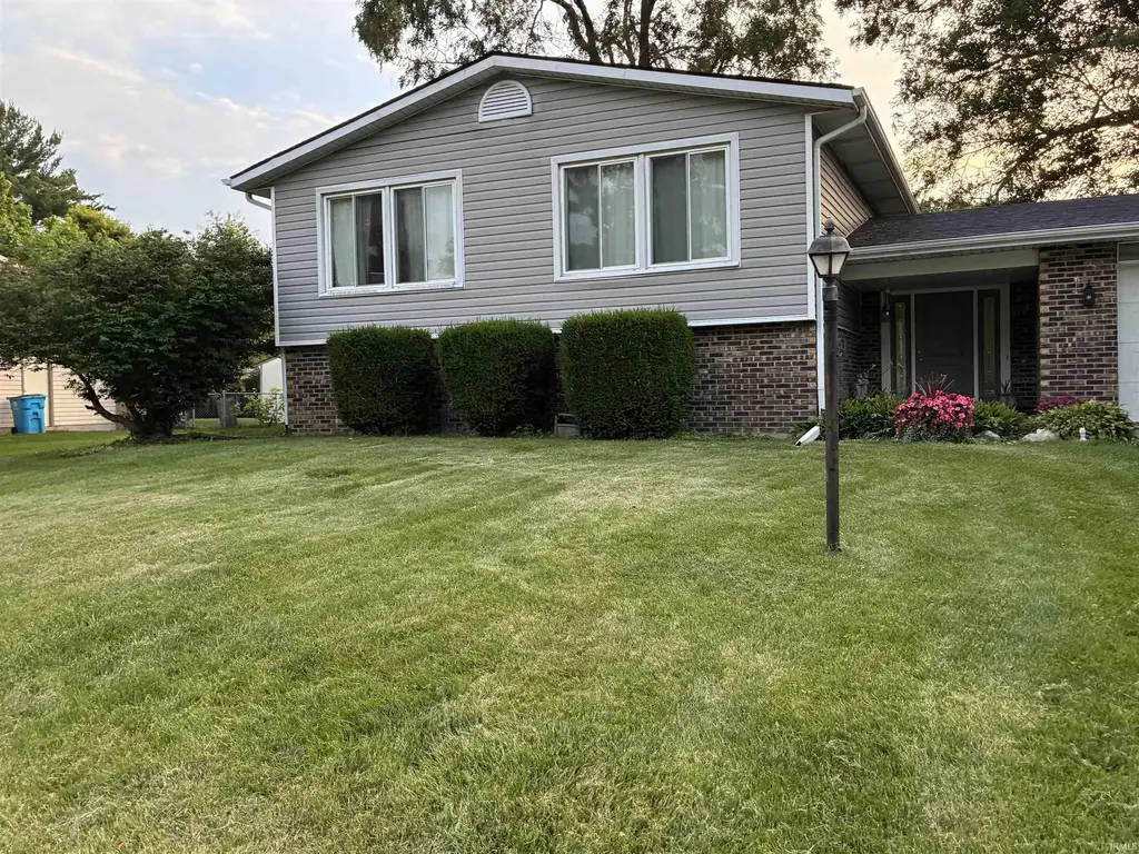 59167 Merrimac Lane, Elkhart