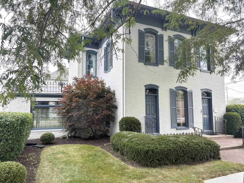 400 W Jackson Street, Muncie