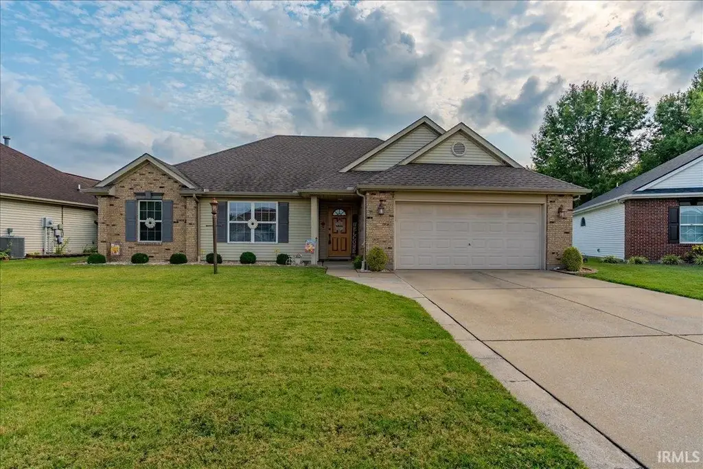 9626 Clippinger Road, Evansville