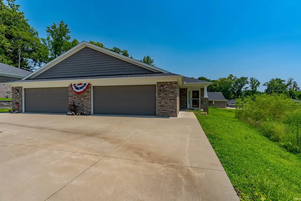 5433 Riley Lane Unit A, Evansville