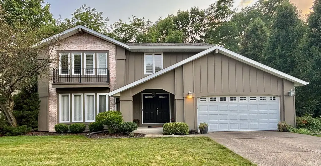 5717 S Bridgeton Lane, South Bend